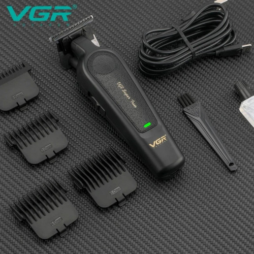 ماشین اصلاح سر و صورت حرفهای وی جی آر (VGR) مدل V-995 - باتری قدرتمند ۲۰۰۰ میلیآمپر - تیغه استیل ضدزنگ و ۵ ساعت شارژدهی